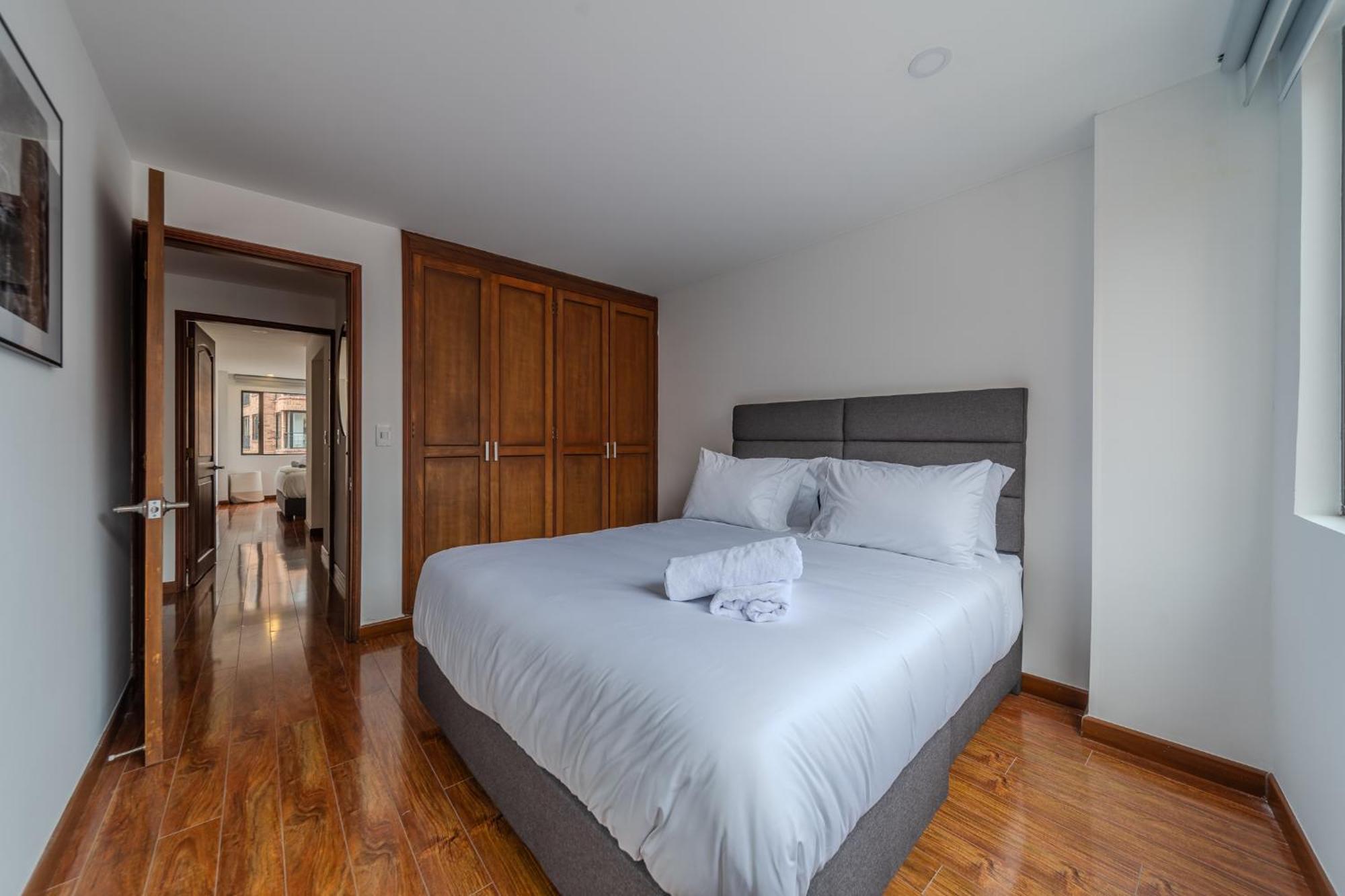 10.73 Flats X Ahead Apartment Bogota Bagian luar foto
