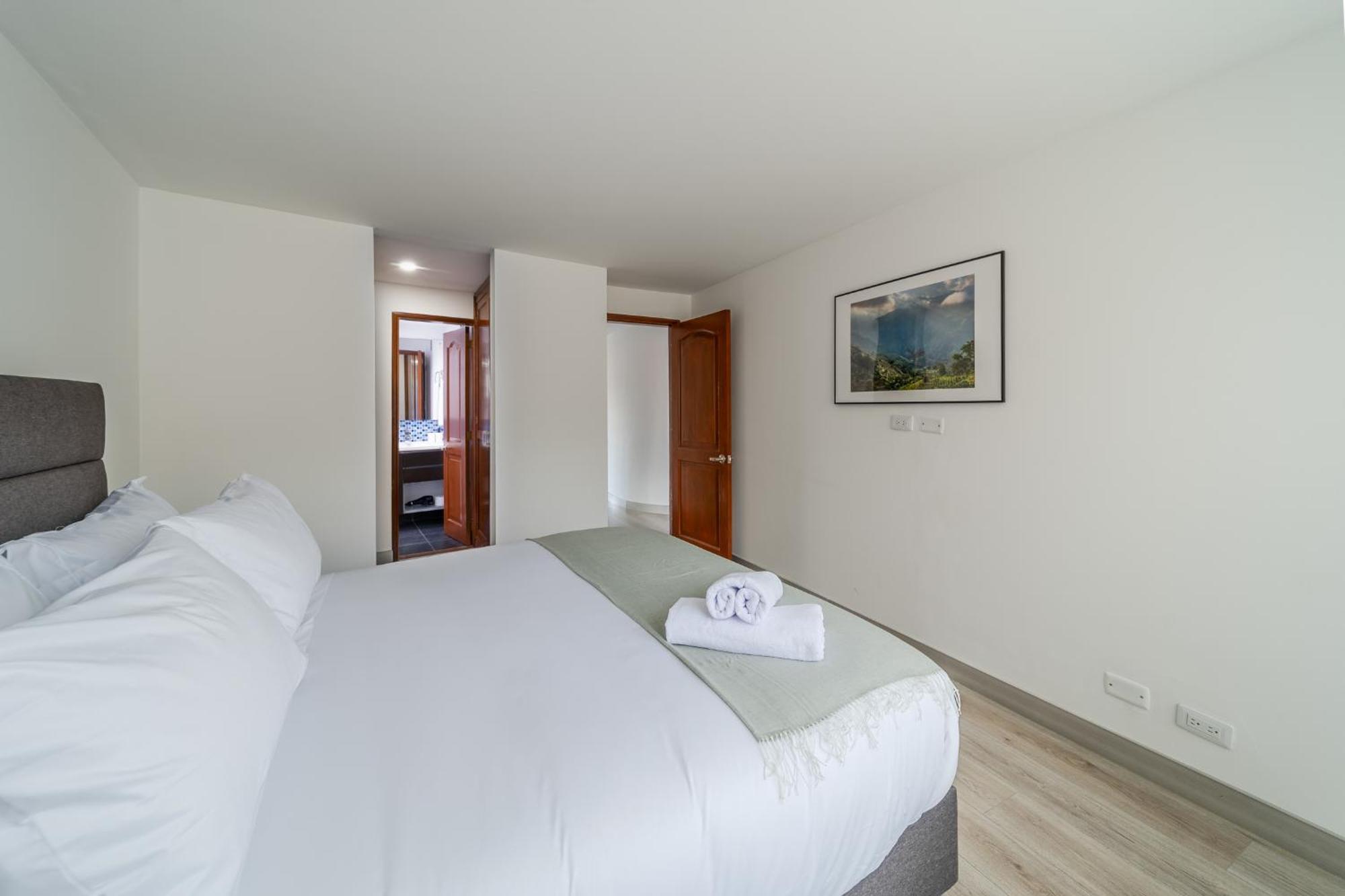 10.73 Flats X Ahead Apartment Bogota Bagian luar foto
