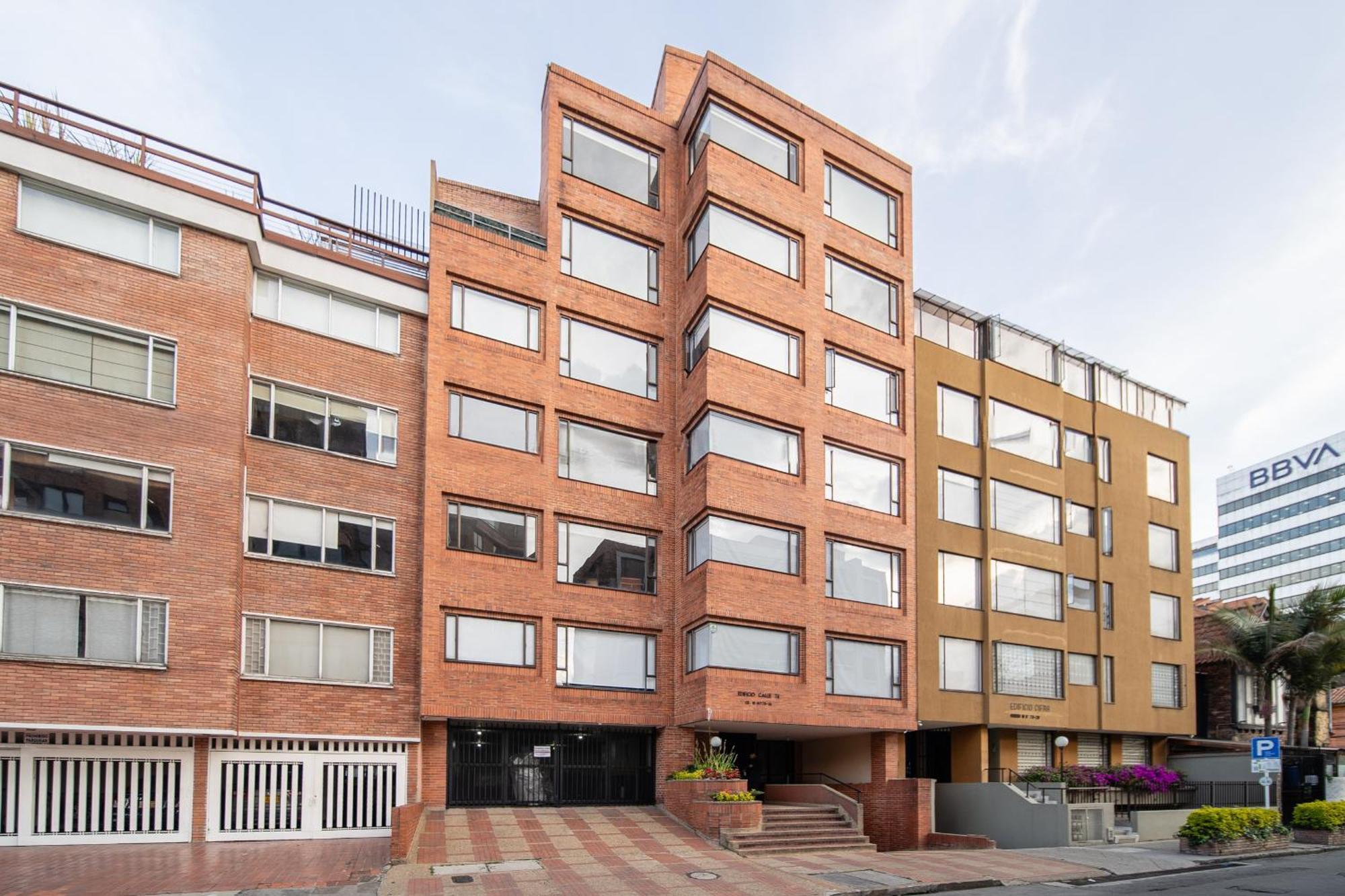 10.73 Flats X Ahead Apartment Bogota Bagian luar foto